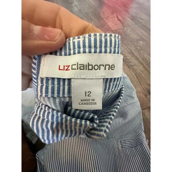 Liz Claiborne Blue Pin-Stripe Slash Pockets Capri Pants Size 12 - Picture 3 of 4